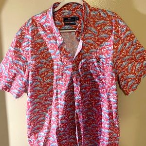 Vineyard Vines Short Sleeve Shark Pattern Button Down Mens XL